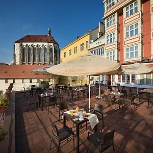 4* Szálloda Ea Julis