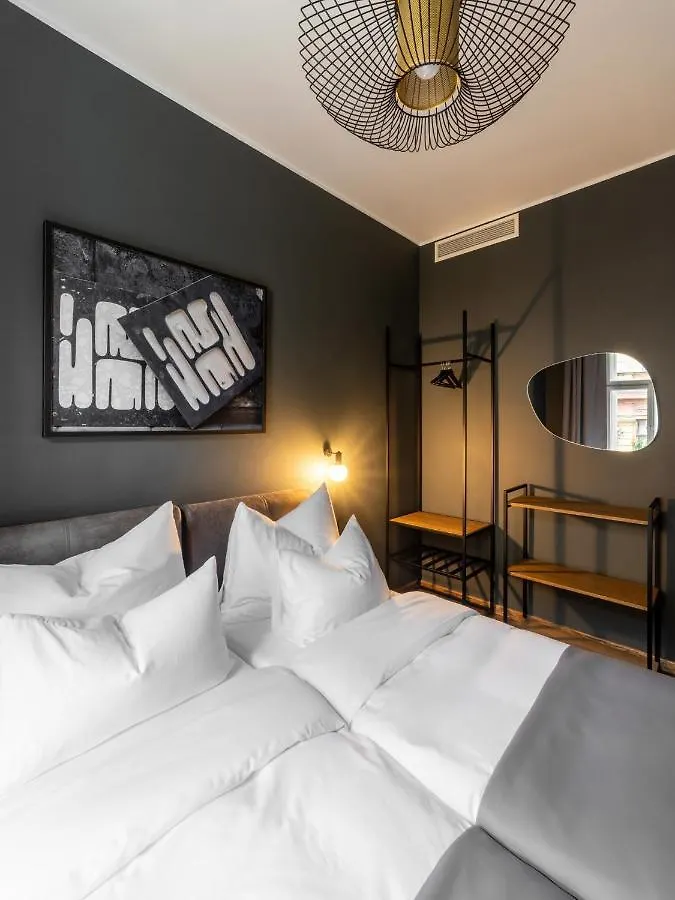 The Viaduct - Suites & More Praag 4*,  Tsjechië