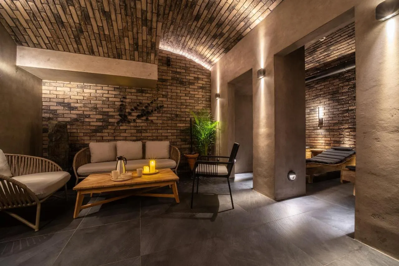 The Viaduct - Suites & More Praha