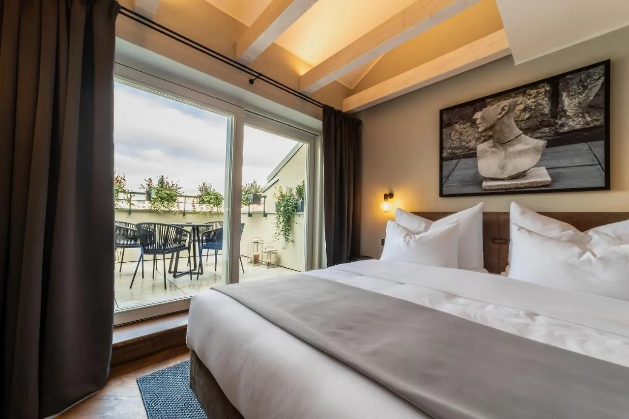 The Viaduct - Suites & More Praha Hotel